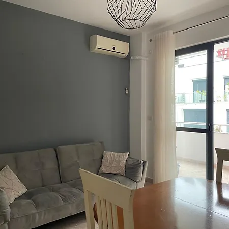 Plis Myslym Shyri Apartament *