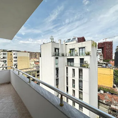Plis Myslym Shyri Apartament Tirana